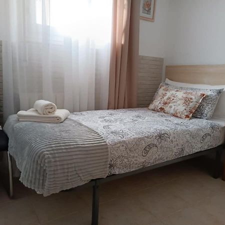 Quaint Ground Floor Apartment With Pool Lb1 Torrevieja Esterno foto
