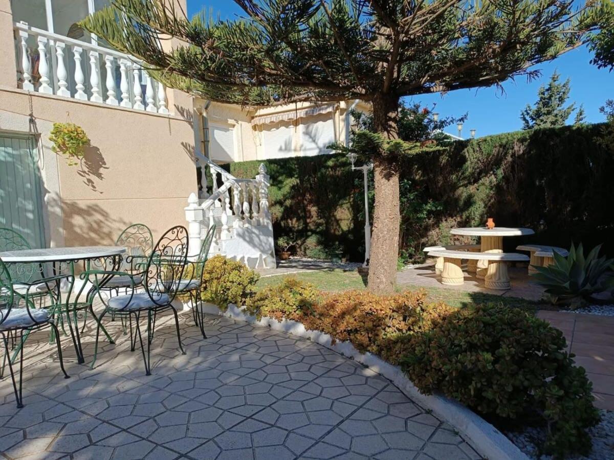 Quaint Ground Floor Apartment With Pool Lb1 Torrevieja Esterno foto
